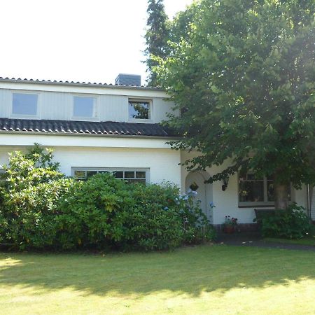 Eggers - Gemuetliche Ferienwohnung Im Erdgeschoss Wallsbull Екстериор снимка
